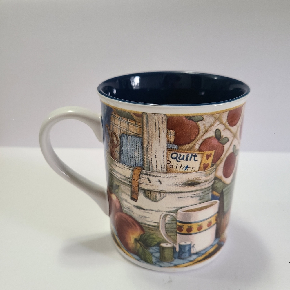 Legacy Publishing Group "Quilter's Apple" Diane Knot Coffee Mug Quilting